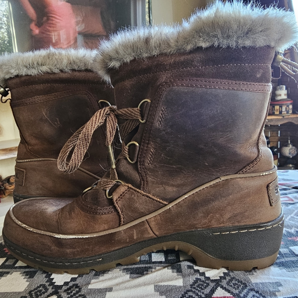Sorel Fur Lined Boots Size 8.5 - Picture 5 of 8